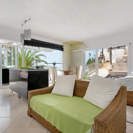 Lägenhet Piso Loft Tropical Doa *